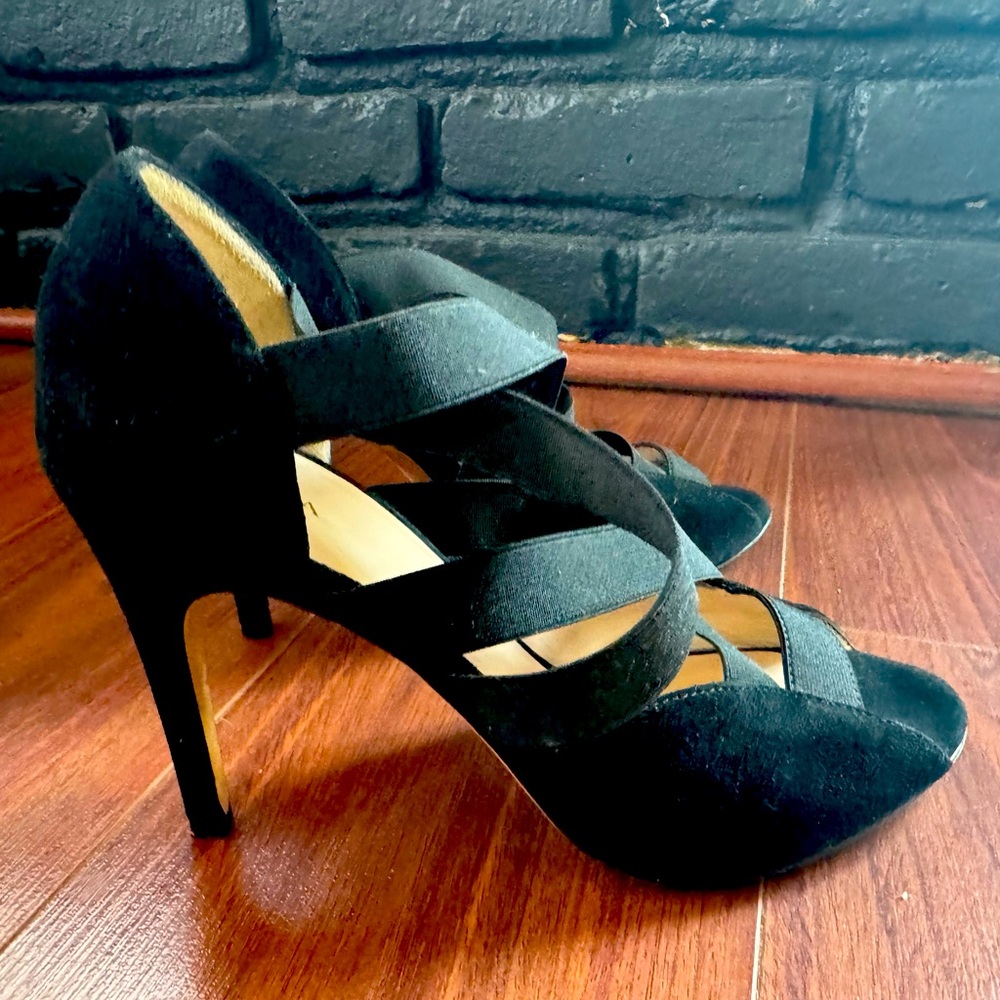 Gorgeous Furla stilettos, never worn outside size 9 (39) made in Italy